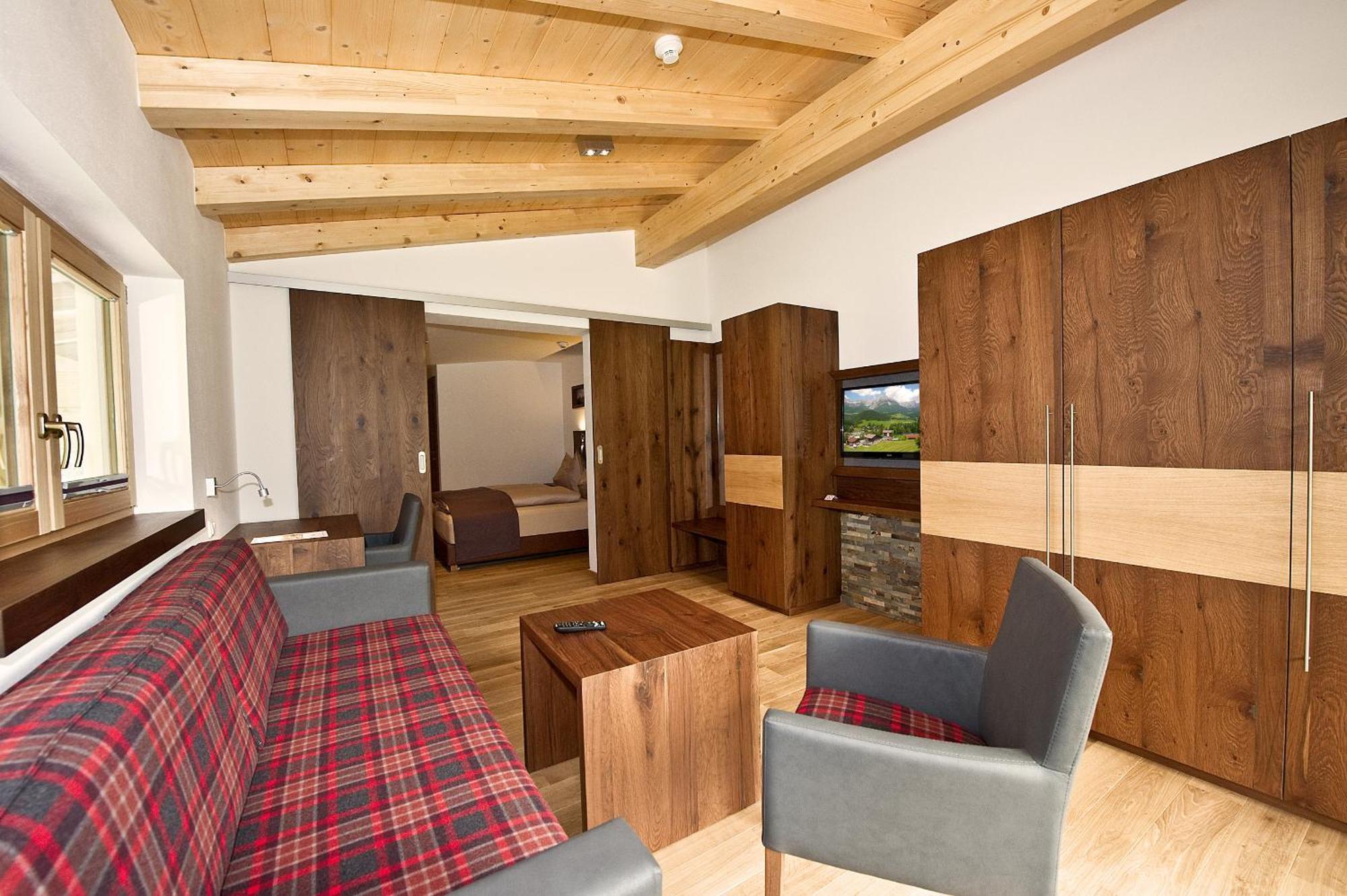 Der Waldhof Hotel Scheffau am Wilden Kaiser Ruang foto